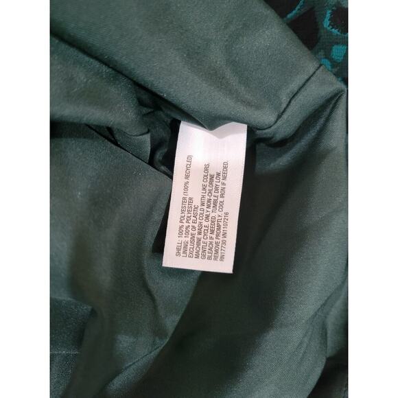 Isabel Maternity by Ingrid & Isabel Green Floral Long Sleeve Blouse – xs - Picture 7 of 9